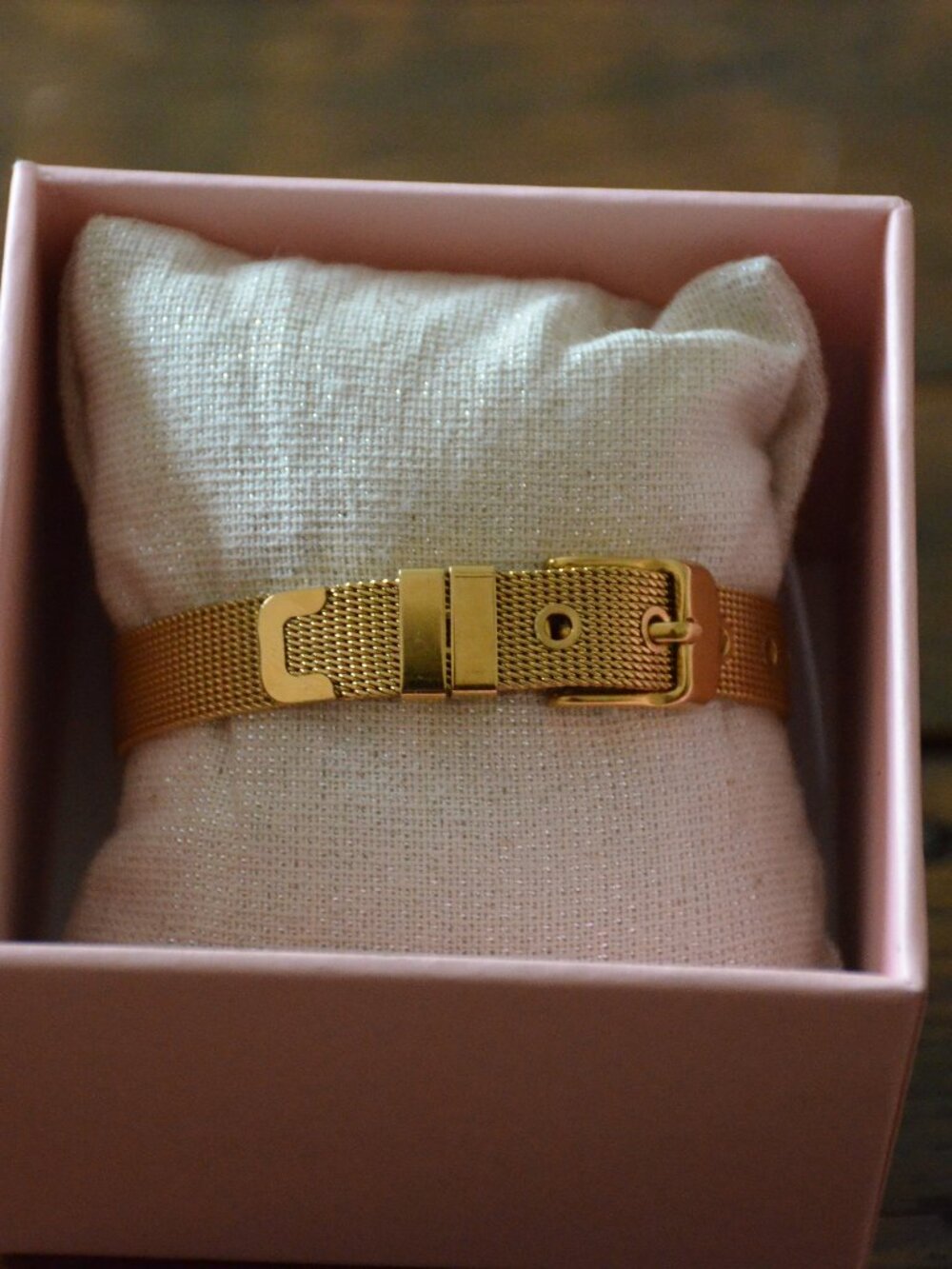 House of Harlow Gold tone Mesh Buckle Bracelet